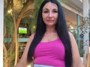 Myfreecams Free Porn Cam of Hellensweet25