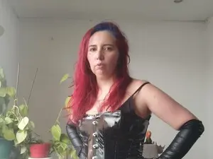 Myfreecams Free Porn Cam of Ursula_fire