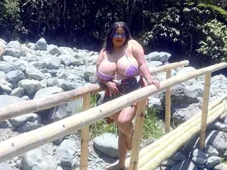 Streamate Live Sex of brunella777