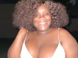 Streamate Nude Webcam of RoyalCuttiexoxo