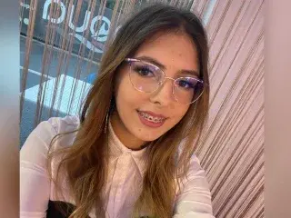 Streamate Live Sex Cam of ADELLYINN