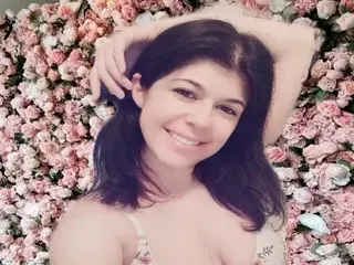 Streamate Sex Cam of Diandra_More