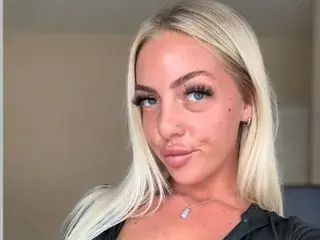 Streamate Nude Webcam of IvySoVine