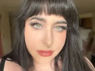 Streamate Free Live Porn of sugarrrbabyydoll
