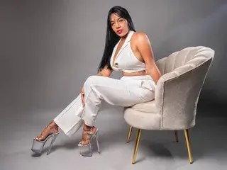 Streamate Watch Live Sex Cams of MiaSichell