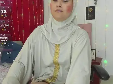 Stripchat Nude Webcam of AishaAmin_