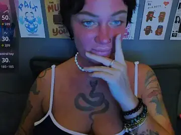 Stripchat Adult Webcams of EllieOz