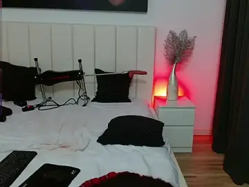 Stripchat Sex Cam of AnnaRos