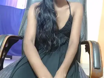 Stripchat Adult Webcam of Strip_Simmie