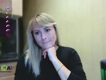 Stripchat Sex Cam of Smoorodinkaa