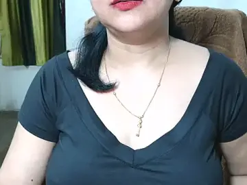 Stripchat Adult Video Chat of Cute_Mahi22