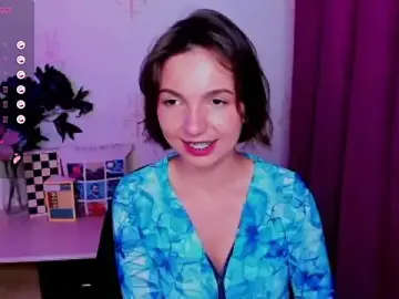 Stripchat Adult Webcams of KindHazelHere_