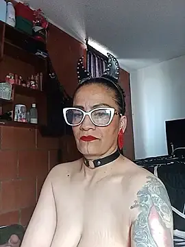Stripchat Free Porn Cam of Taylor-hardcore