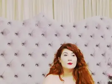 Stripchat Live Sex Cam of PenelopeLynnx