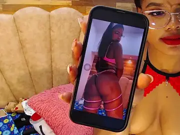 Stripchat Watch Live Sex Cams of mariahsugarr