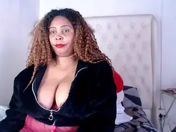 Stripchat Live Sex of PlatnumBoobsX