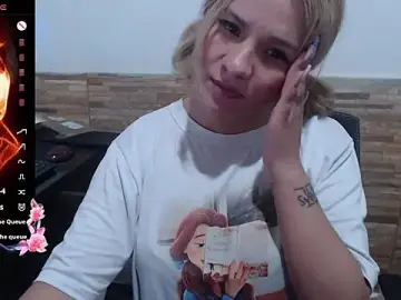 Stripchat Live Porn of athenea_russo4