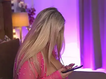 Stripchat Live Porn of SophieBoobsX
