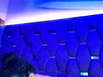 Stripchat Watch Live Sex Cams of AlaSmith