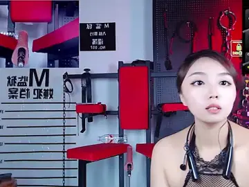 Stripchat Free Porn Cam of juzi1213
