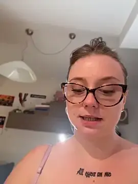 Stripchat Sex Cam of chloetarducci
