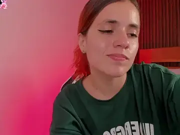 Stripchat Free Porn Cam of alliss_ginger_