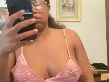Stripchat Sex Cam of GoddessDestinyLove