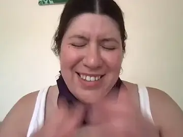 Stripchat Watch Live Sex Cams of HYPHYtype